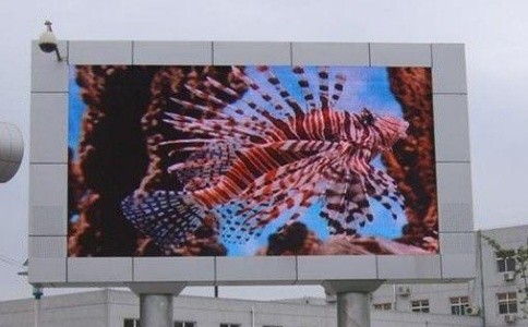 成都led顯示屏生產(chǎn)廠家：led顯示屏如何調(diào)整色調(diào)？