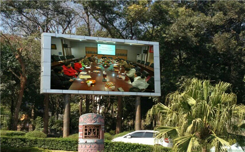 成都led戶(hù)外全彩屏選用什么型號(hào)的比較好？